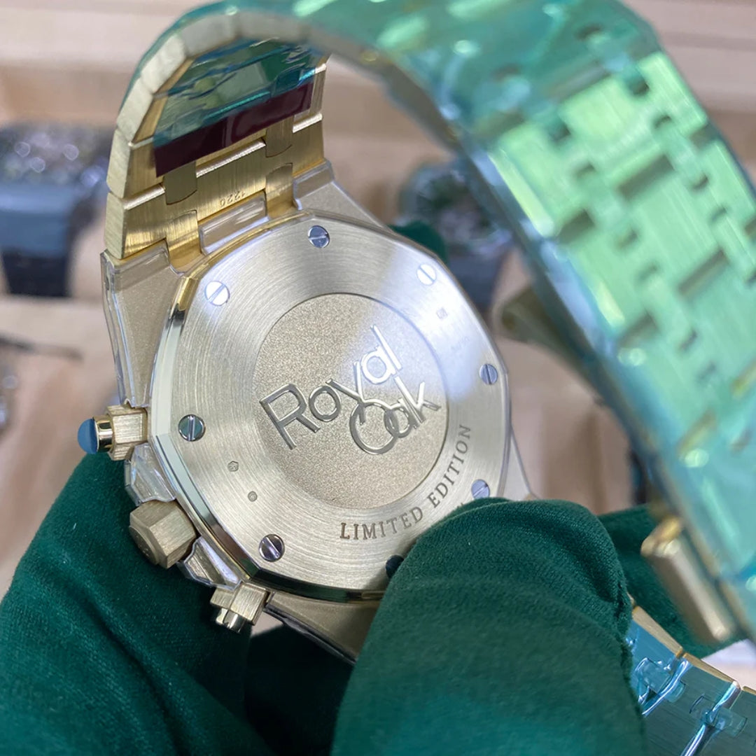 Oak Chronograph – Emerald Dial