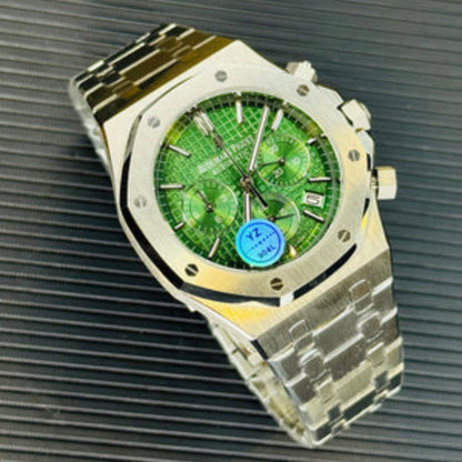 Oak Chronograph – Emerald Dial