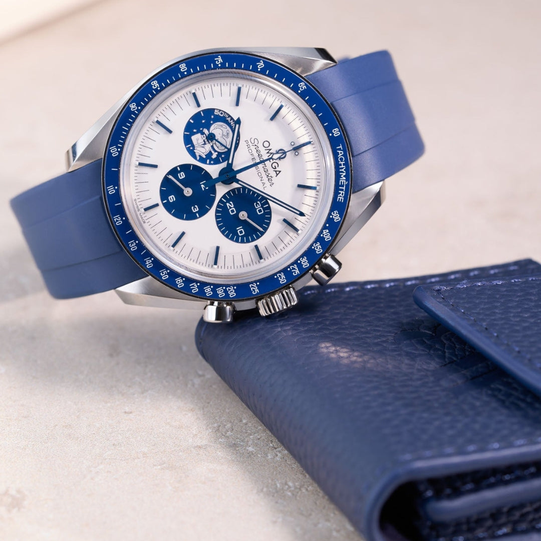 Speedmaster Snoopy - White Blue Rubber Strap