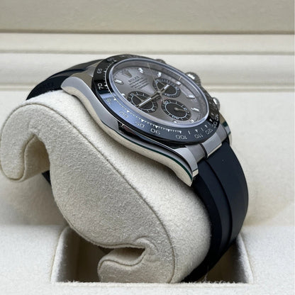 Daytona Ghost - Silver Dial Black Bezel