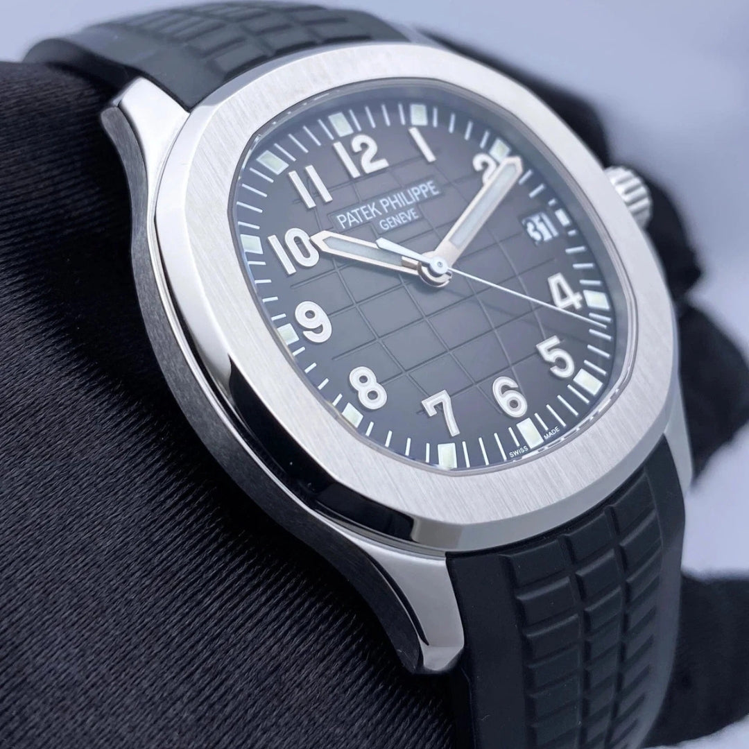 Aqua Steel - Black Dial Rubber Strap