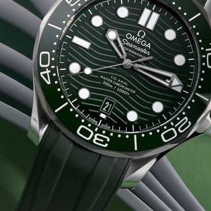 Seamaster Diver - Green Dial Rubber Strap