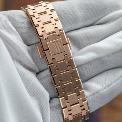 Oak Rose Gold - Black Dial