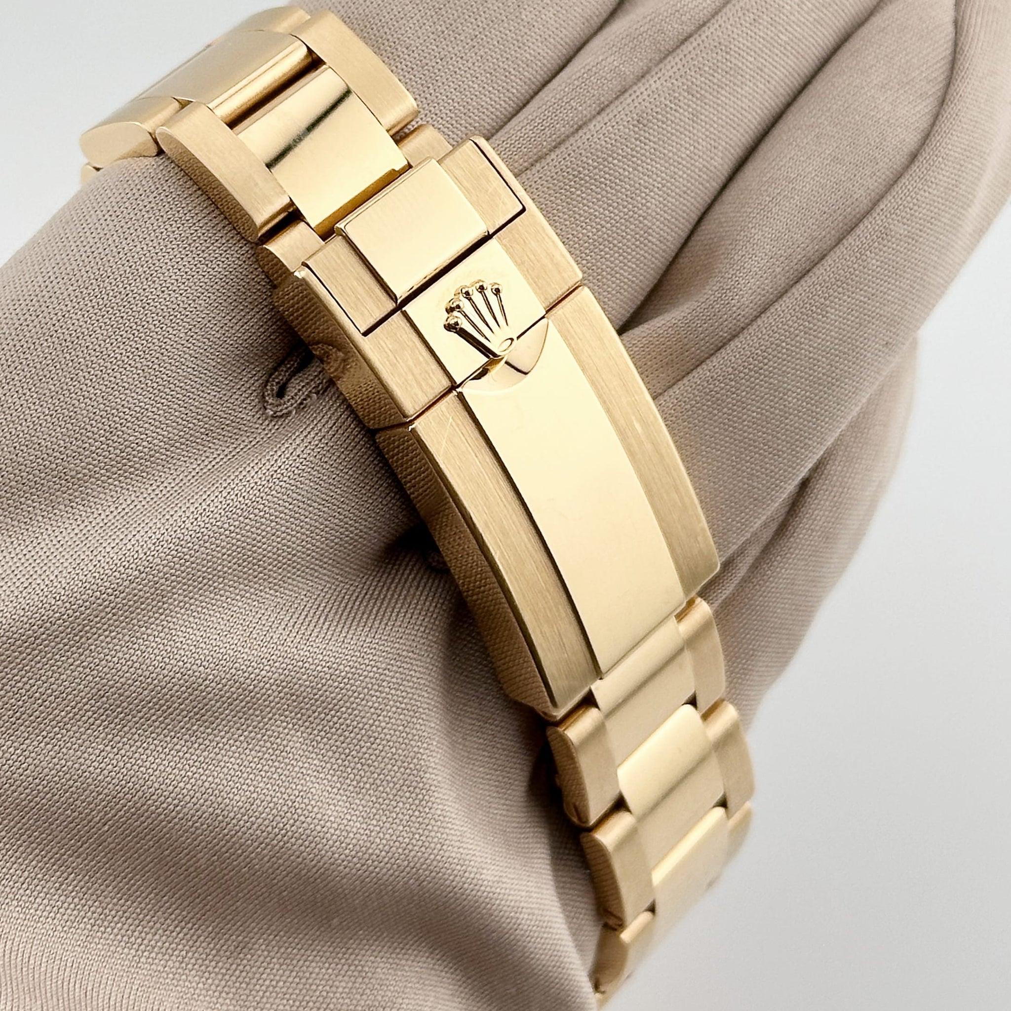 Daytona Yellow Gold - Green Dial