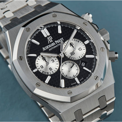 Oak Chronograph - Black Dial