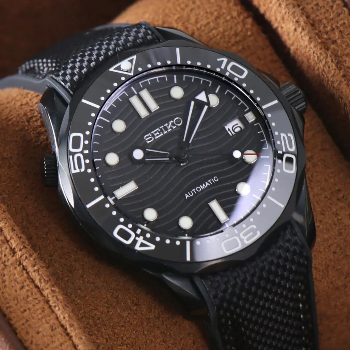 Mod | Seamaster Black Triple Black