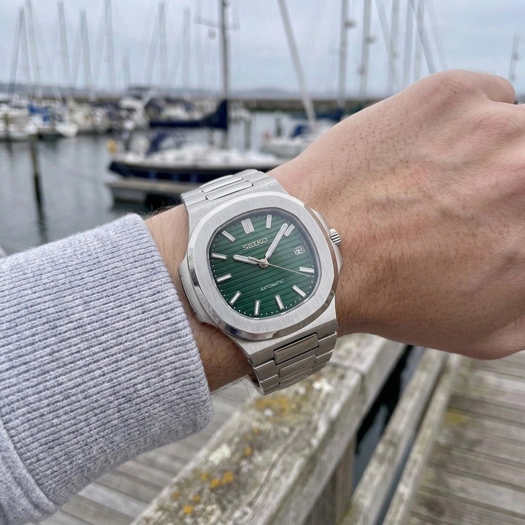 Nautilus Metallic Green 02