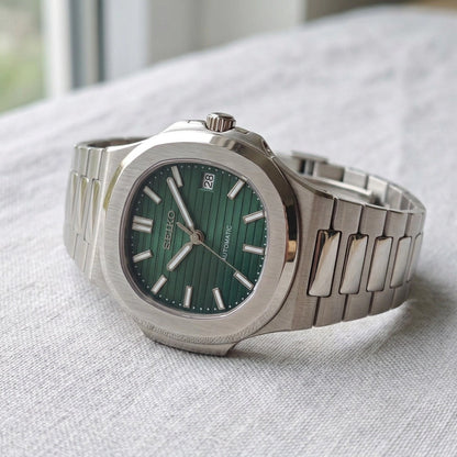 Nautilus Metallic Green 04