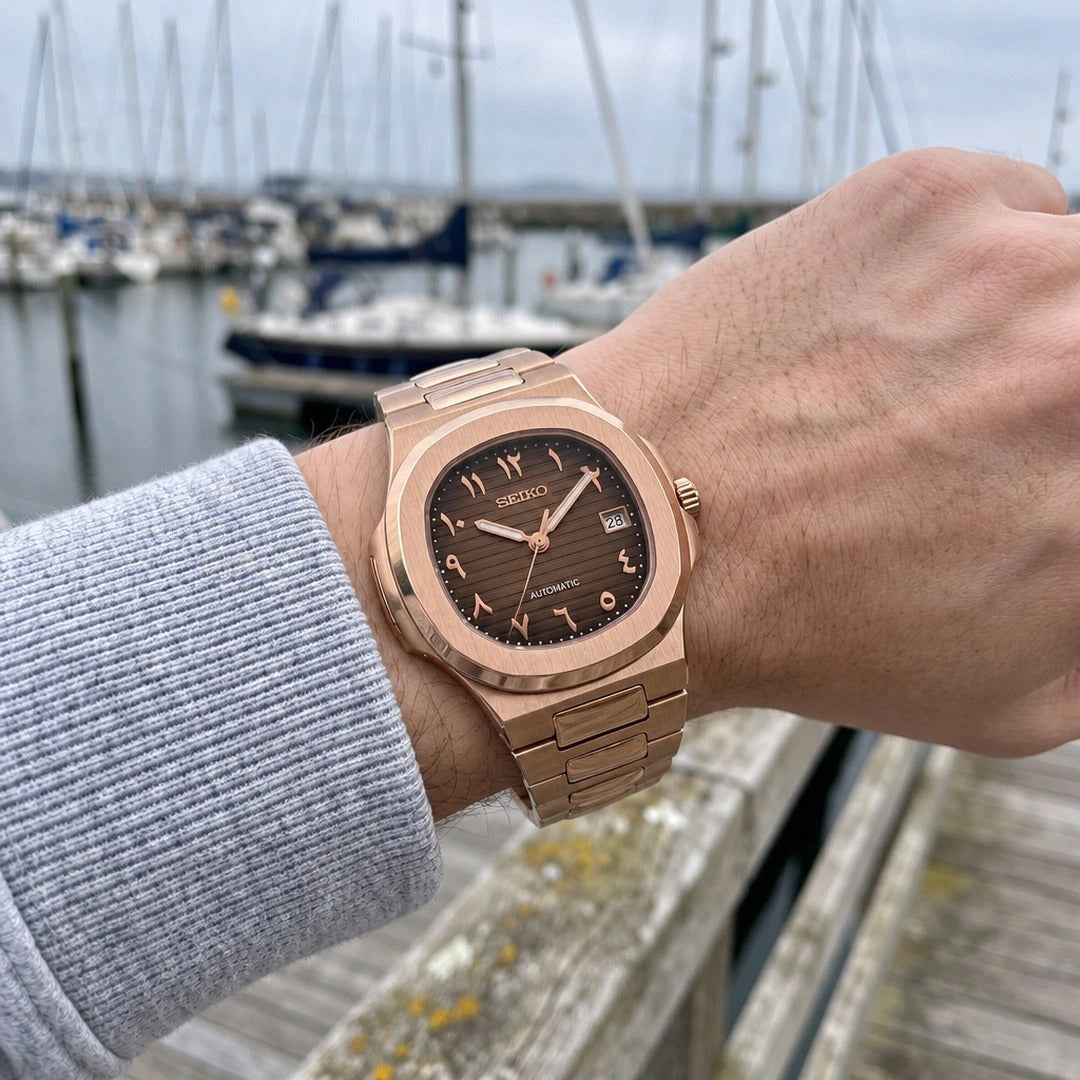 Nautilus Rose Gold Chocolate Arabic 02