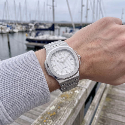 Nautilus White 02