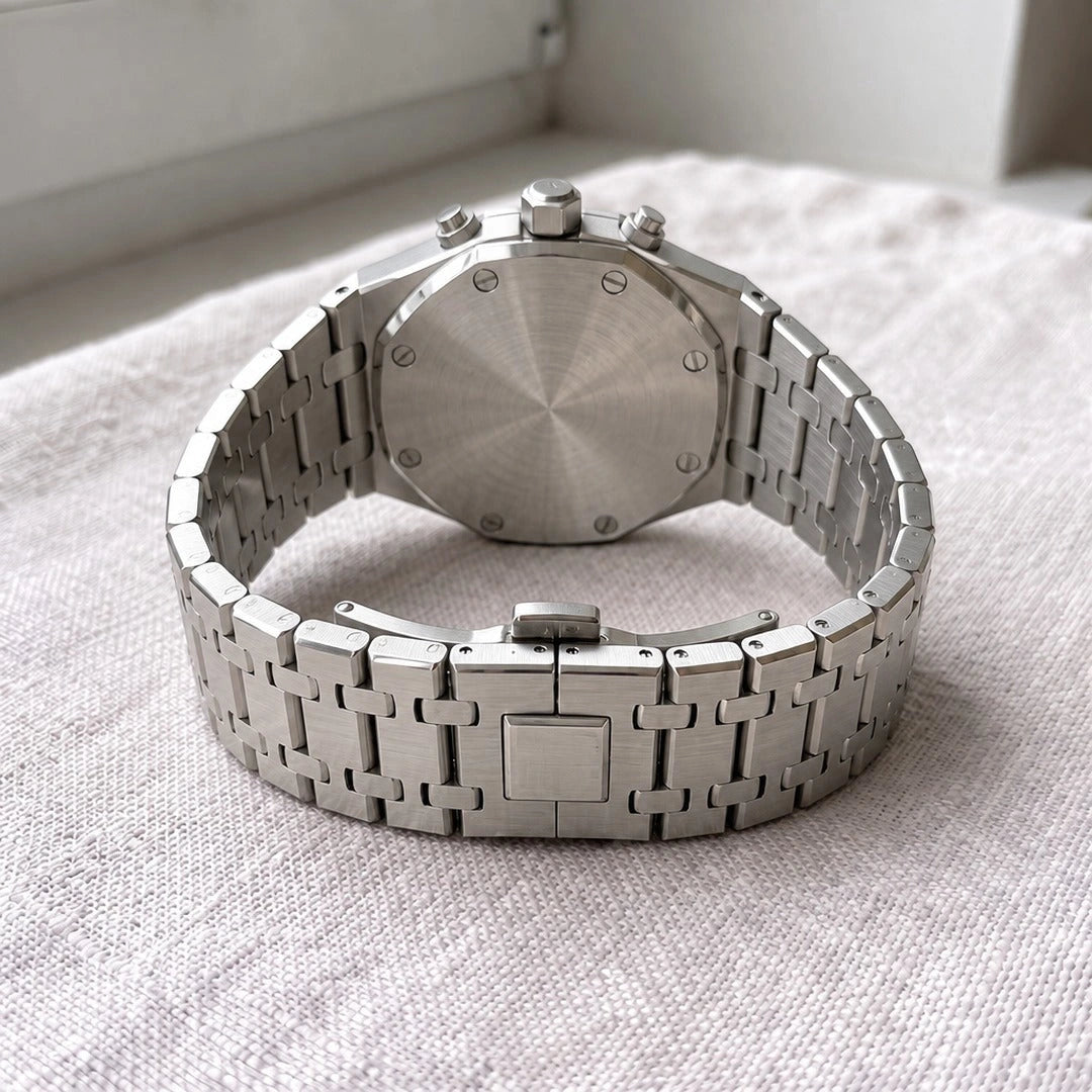 Royal Oak Black 06 Broche
