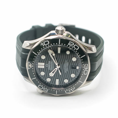 Seamaster Diver - Green Dial Rubber Strap