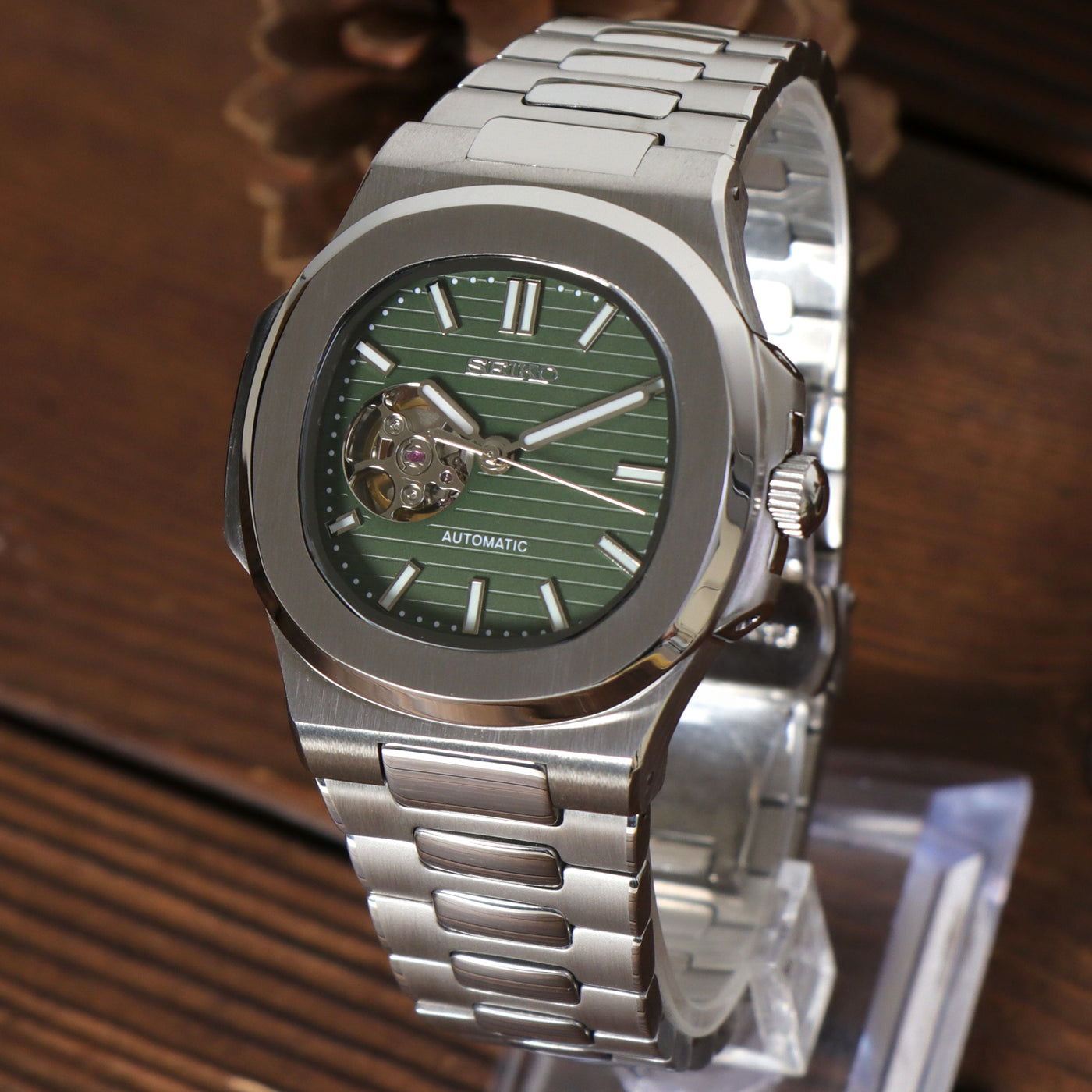 Mod | Nautilus Olive Green Open Movement